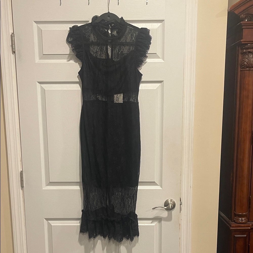 Endless Rose Black Lace Midi Dress